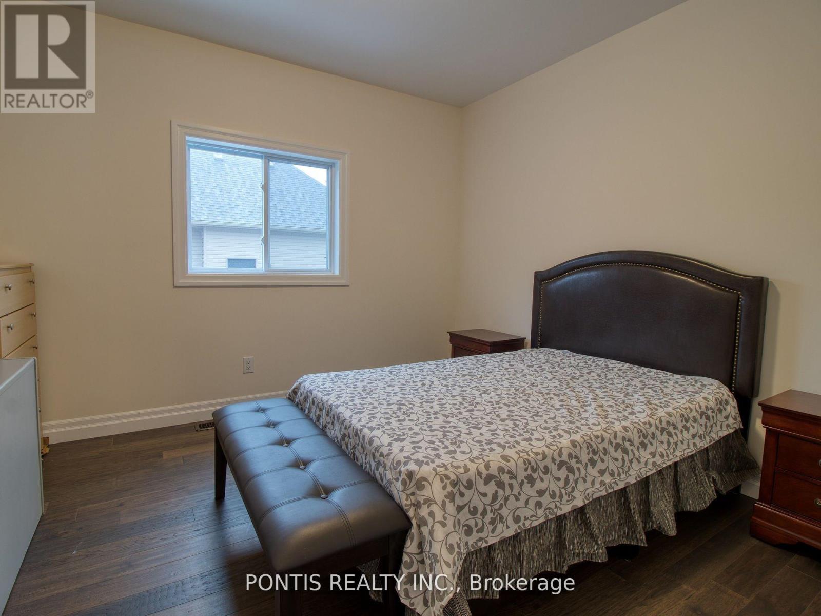 41 Sleepy Meadow Drive, Chatham-Kent, Ontario  N0P 1A0 - Photo 16 - X12015346
