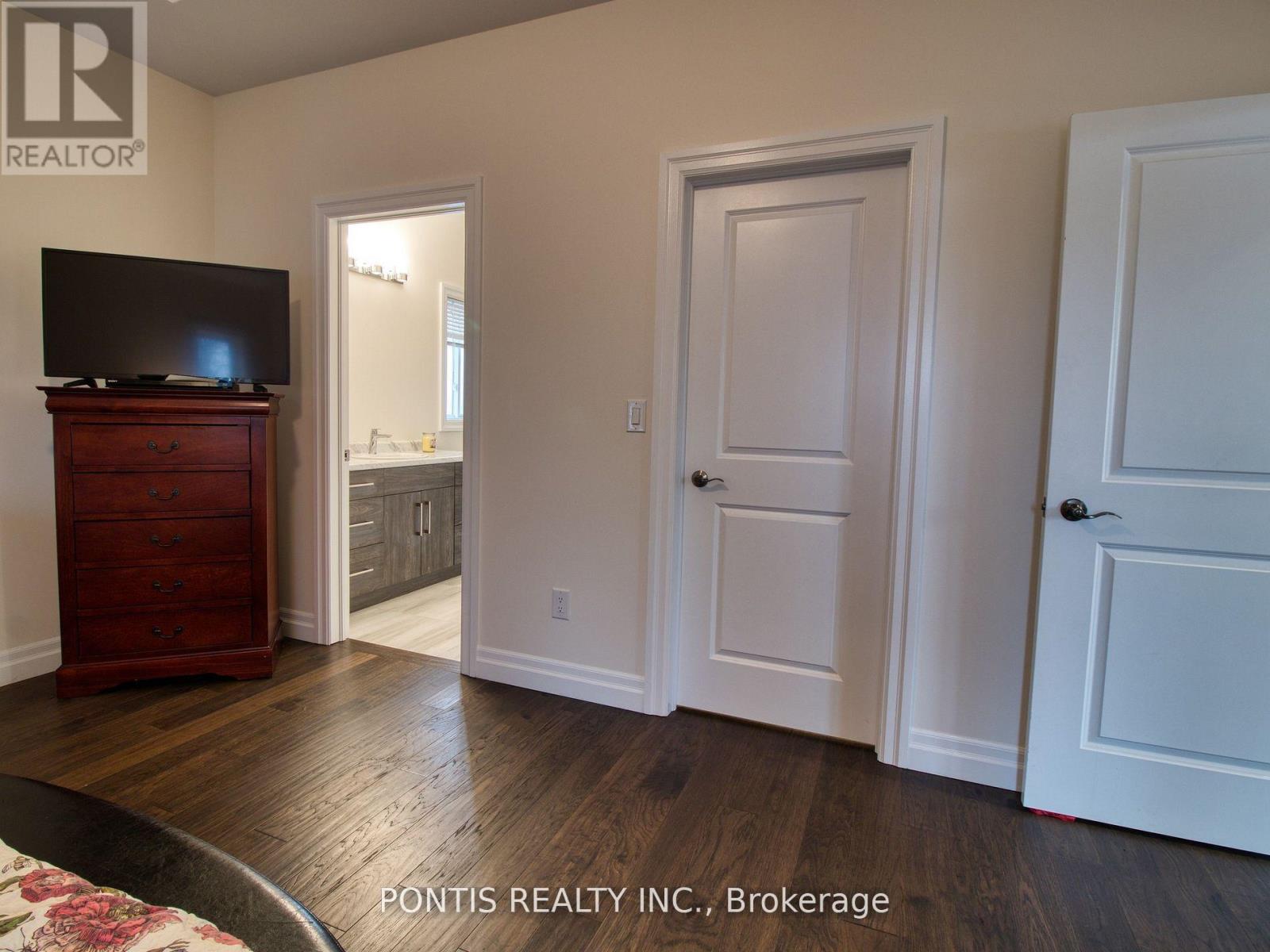 41 Sleepy Meadow Drive, Chatham-Kent, Ontario  N0P 1A0 - Photo 20 - X12015346