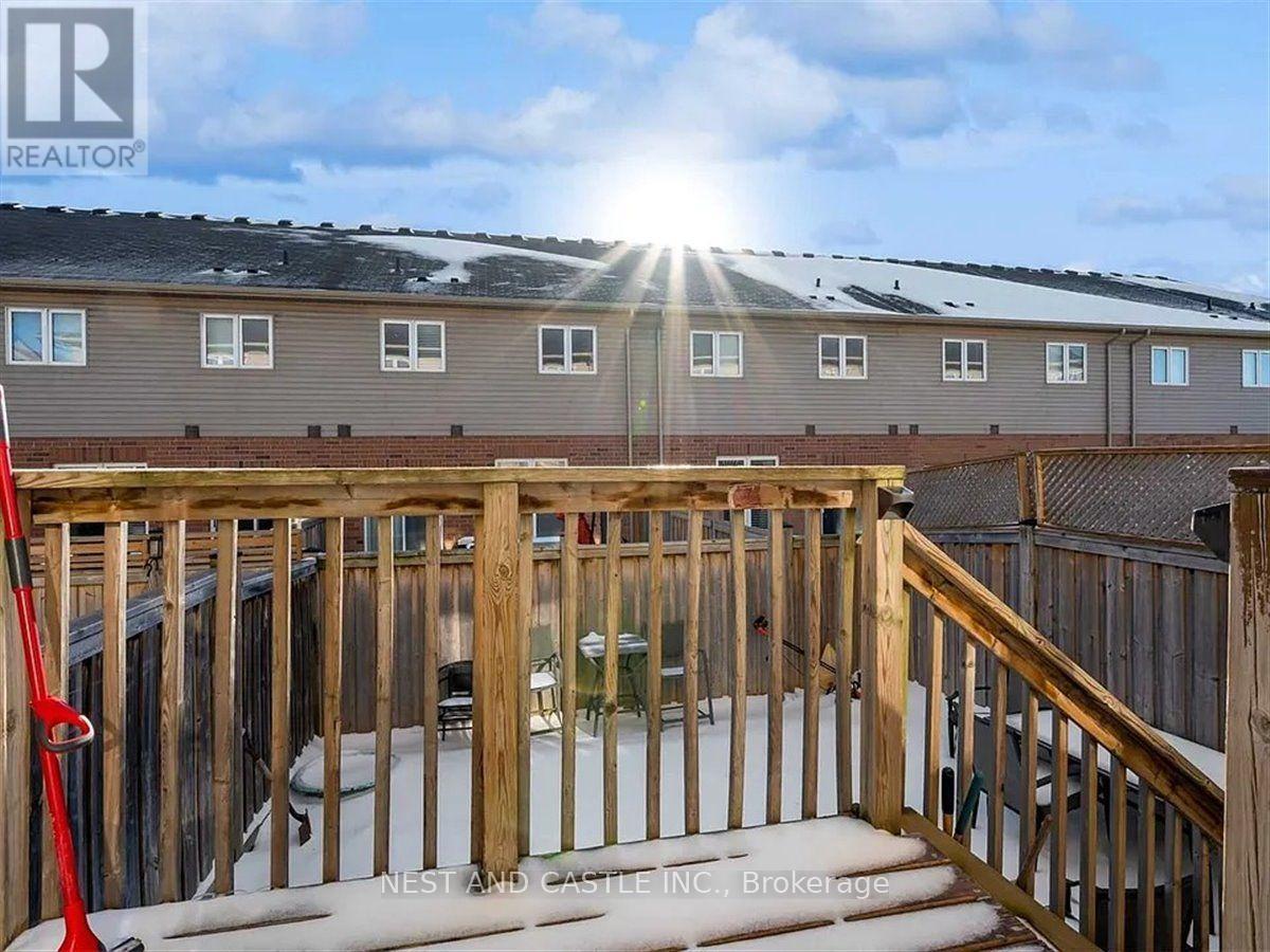 26 - 170 Palacebeach Trail, Hamilton, Ontario  L8E 0H2 - Photo 8 - X12015370