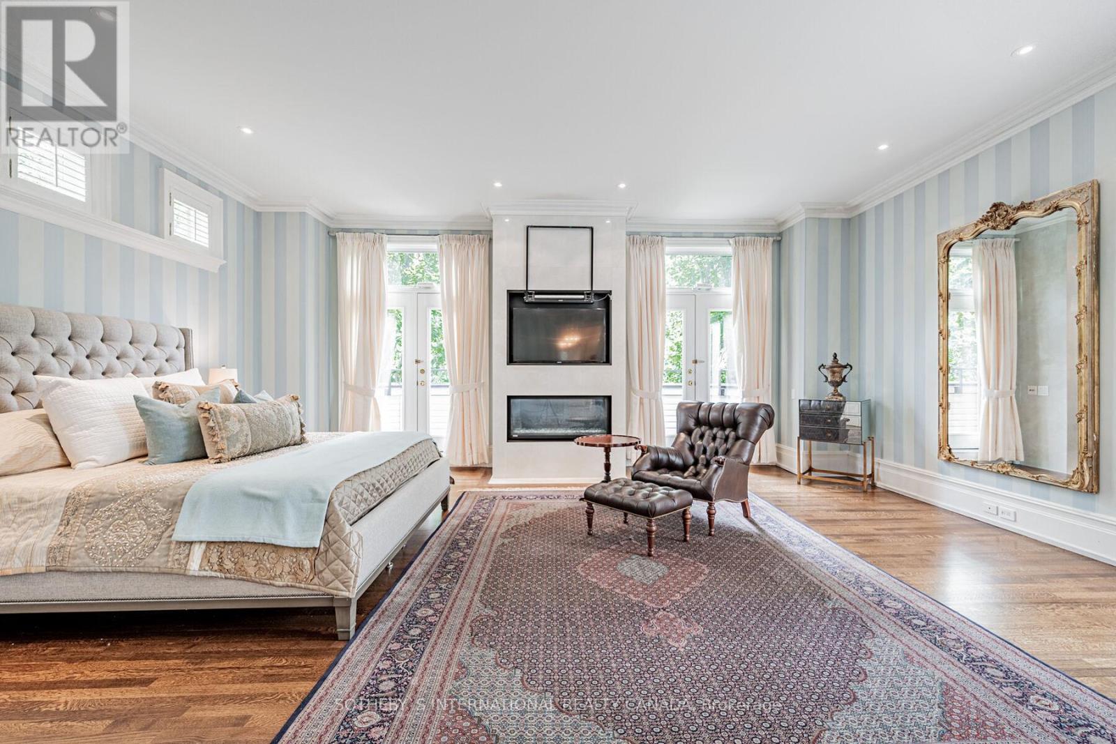 88 South Drive, Toronto, Ontario  M4W 1R6 - Photo 21 - C12015463