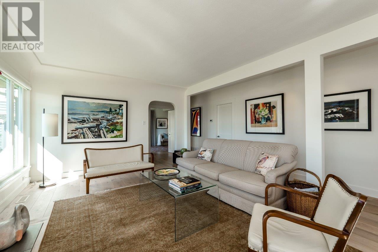 1436 Grand Boulevard, North Vancouver, British Columbia  V7L 3X7 - Photo 5 - R2975651