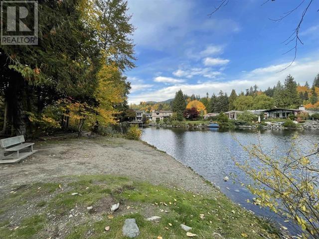 1889 Bluff Way, Coquitlam, British Columbia  V3E 1J3 - Photo 34 - R2976861