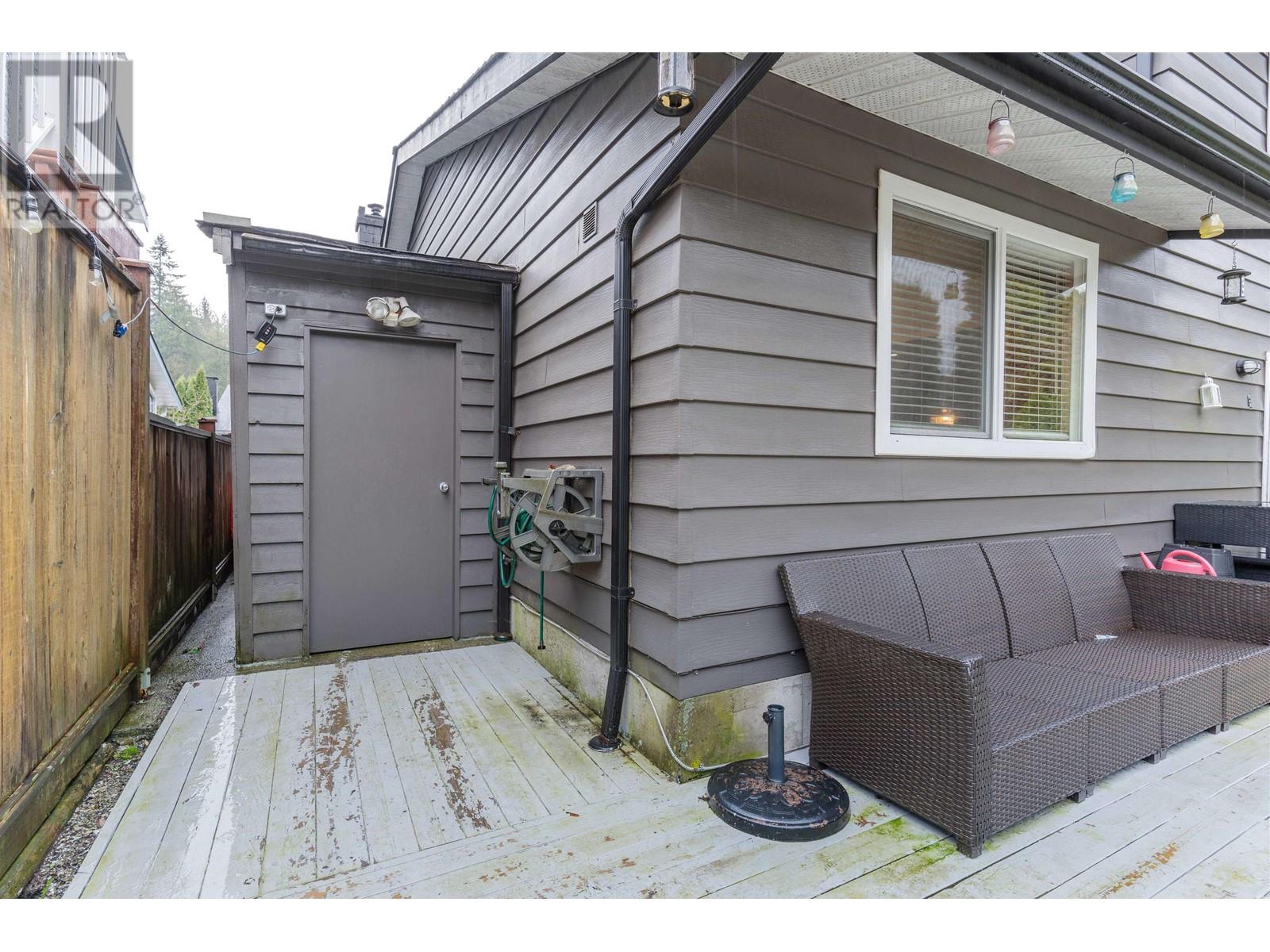 1889 Bluff Way, Coquitlam, British Columbia  V3E 1J3 - Photo 27 - R2976861