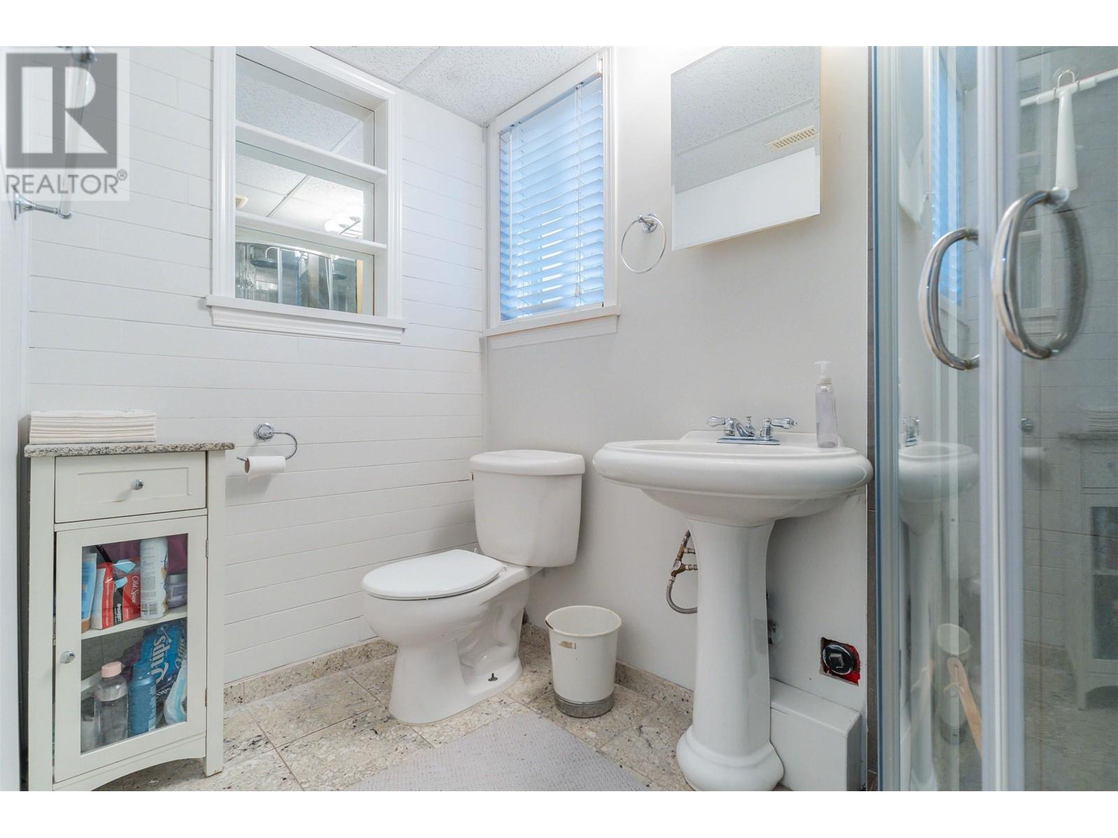 1889 Bluff Way, Coquitlam, British Columbia  V3E 1J3 - Photo 11 - R2976861