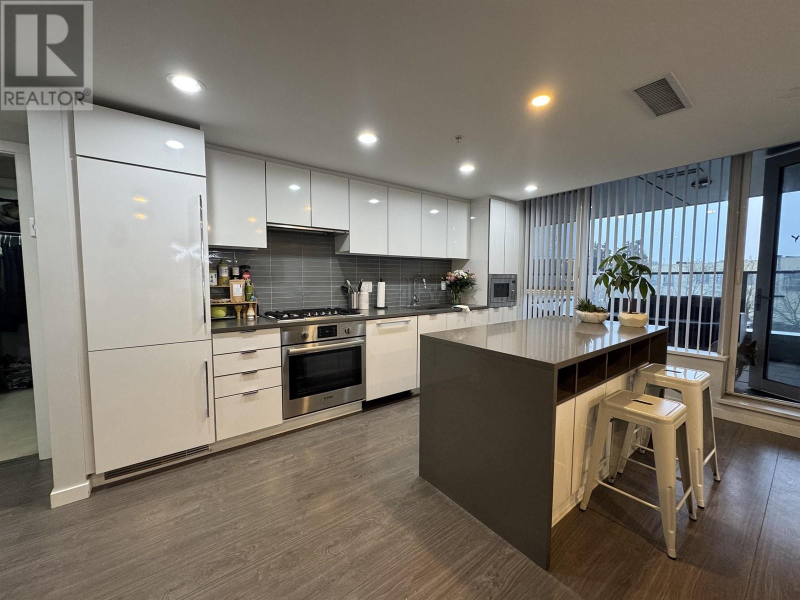 Listing Picture 11 of 25 : 302 3331 BROWN ROAD, Richmond / 烈治文 - 魯藝地產 Yvonne Lu Group - MLS Medallion Club Member