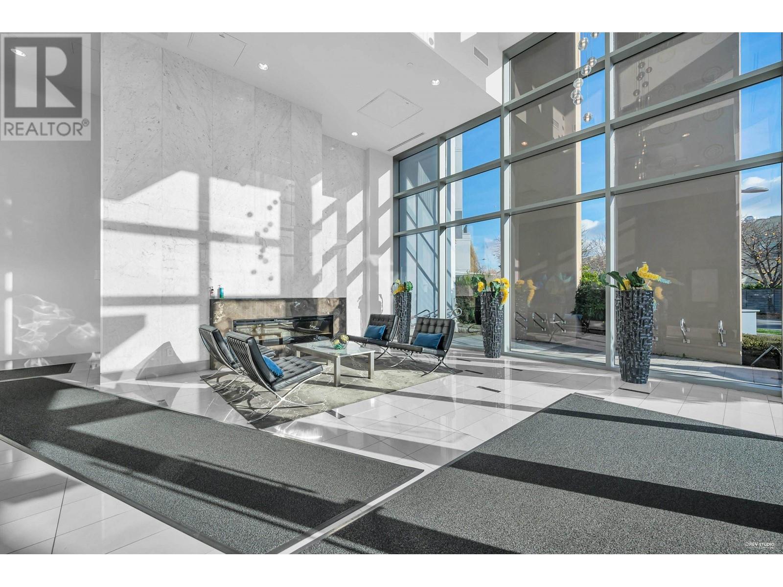 Listing Picture 2 of 25 : 302 3331 BROWN ROAD, Richmond / 烈治文 - 魯藝地產 Yvonne Lu Group - MLS Medallion Club Member