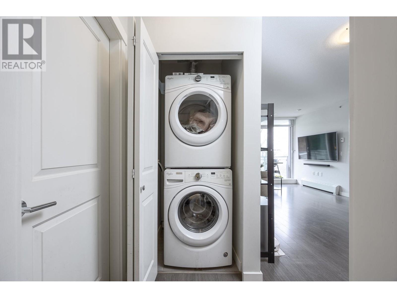 Listing Picture 21 of 40 : 301 3281 E KENT AVENUE NORTH, Vancouver / 溫哥華 - 魯藝地產 Yvonne Lu Group - MLS Medallion Club Member