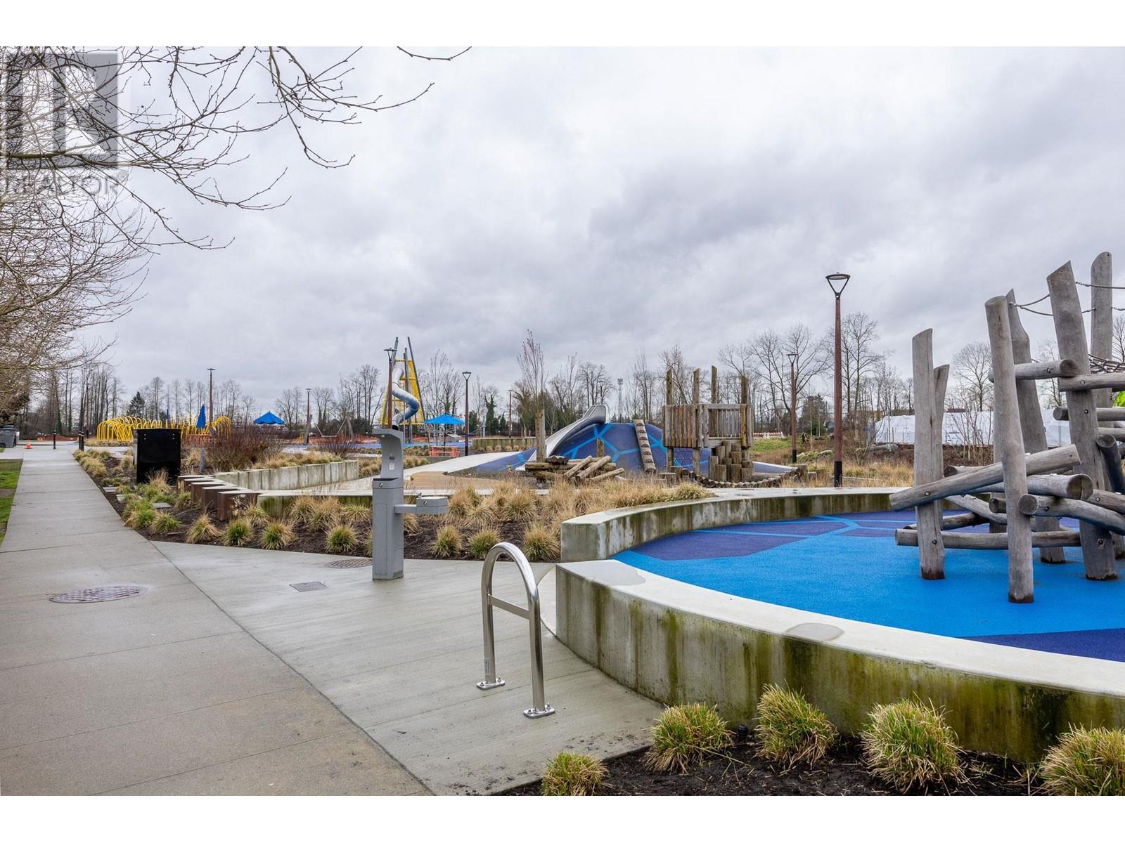 Listing Picture 39 of 40 : 301 3281 E KENT AVENUE NORTH, Vancouver / 溫哥華 - 魯藝地產 Yvonne Lu Group - MLS Medallion Club Member