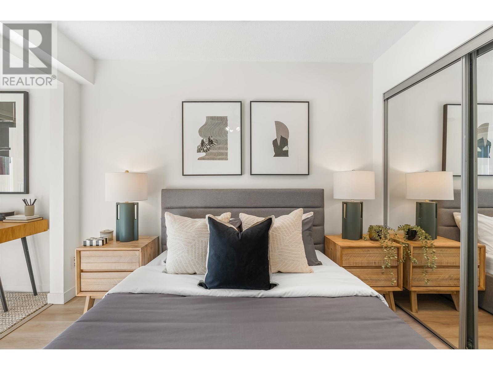 Listing Picture 9 of 17 : 204 2680 W 4TH AVENUE, Vancouver / 溫哥華 - 魯藝地產 Yvonne Lu Group - MLS Medallion Club Member