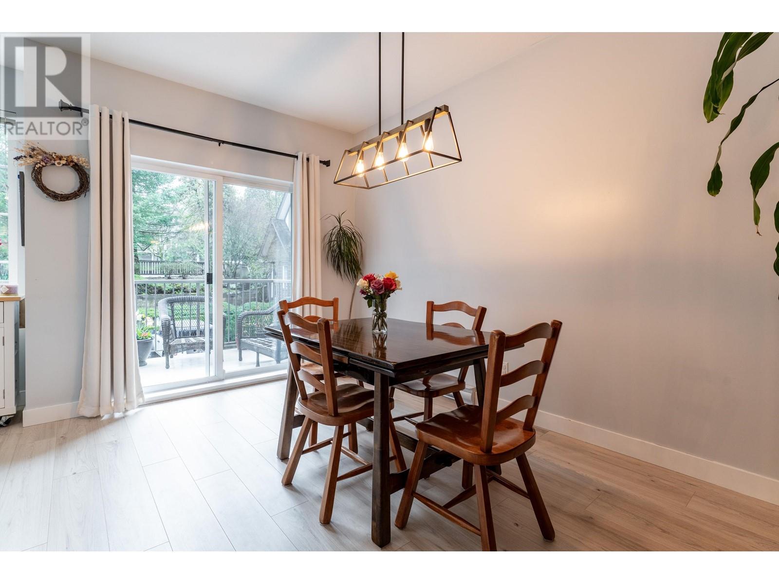 Listing Picture 11 of 40 : 28 8533 CUMBERLAND PLACE, Burnaby / 本拿比 - 魯藝地產 Yvonne Lu Group - MLS Medallion Club Member