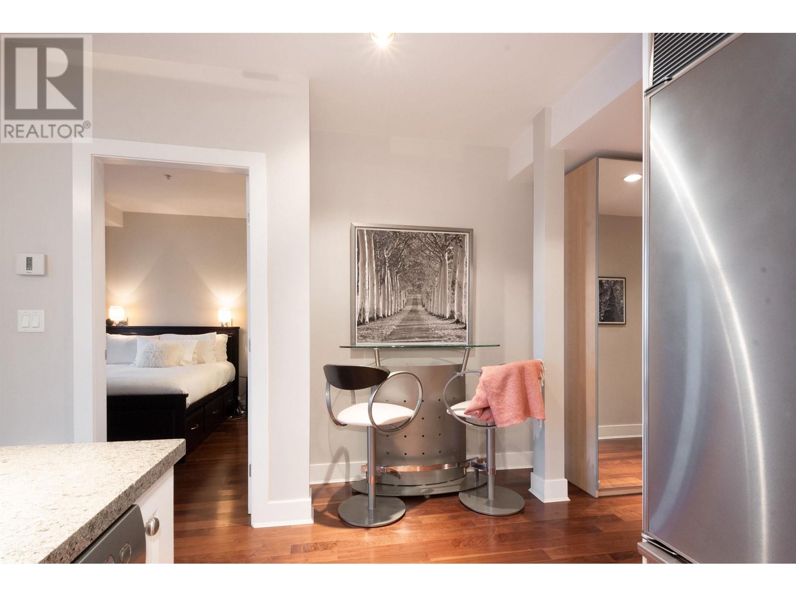 Ph3 1477 W 15th Avenue, Vancouver, British Columbia  V6H 1S4 - Photo 12 - R2977058