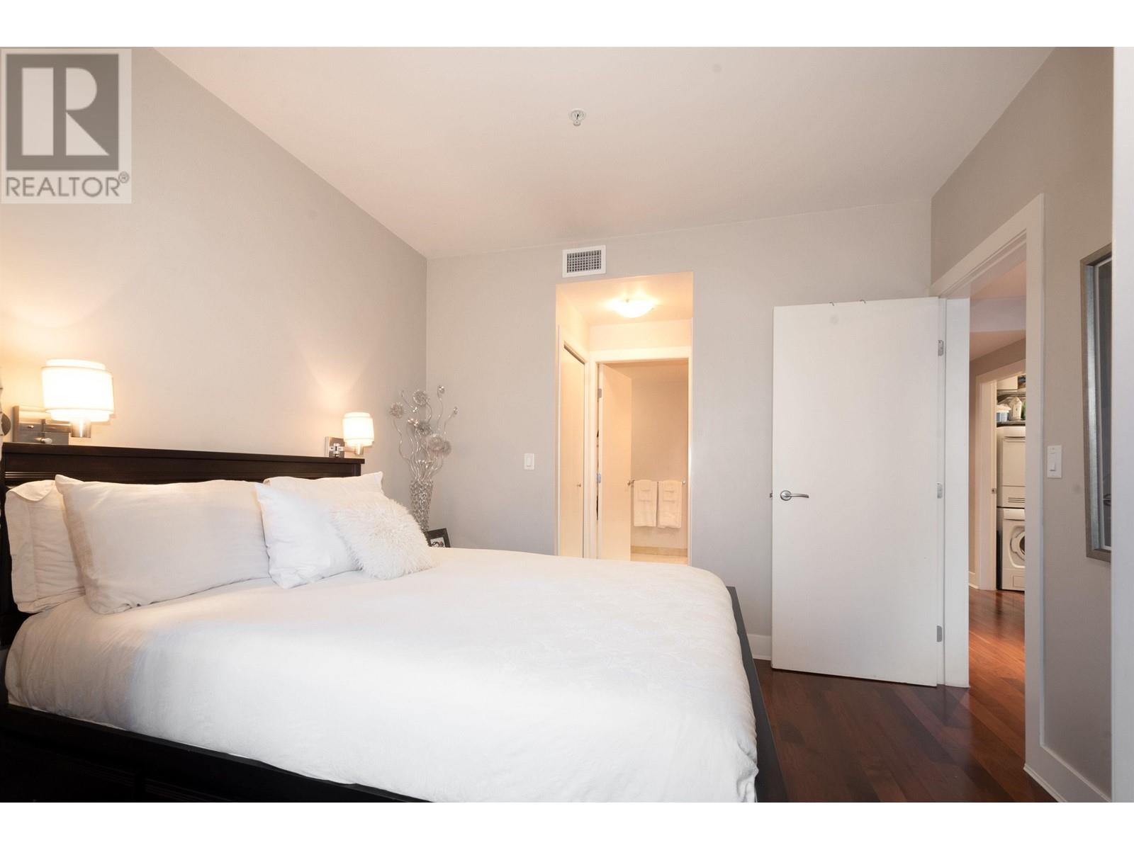 Ph3 1477 W 15th Avenue, Vancouver, British Columbia  V6H 1S4 - Photo 15 - R2977058
