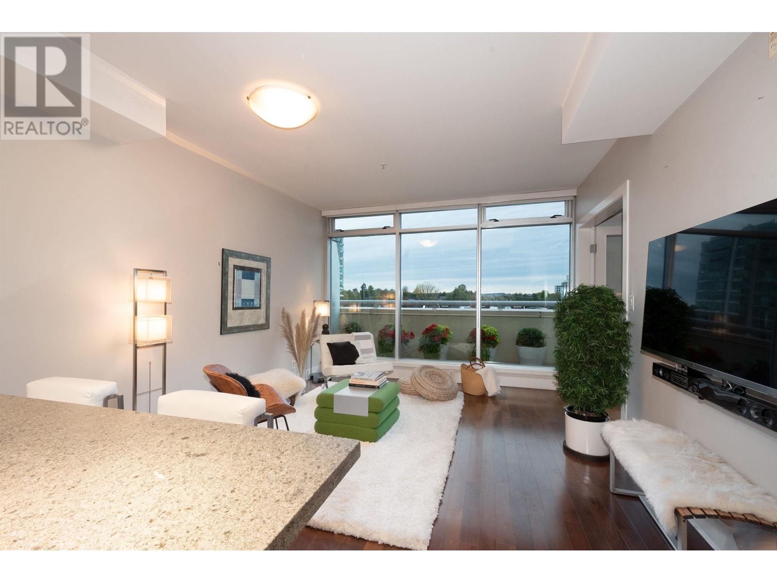 Ph3 1477 W 15th Avenue, Vancouver, British Columbia  V6H 1S4 - Photo 2 - R2977058