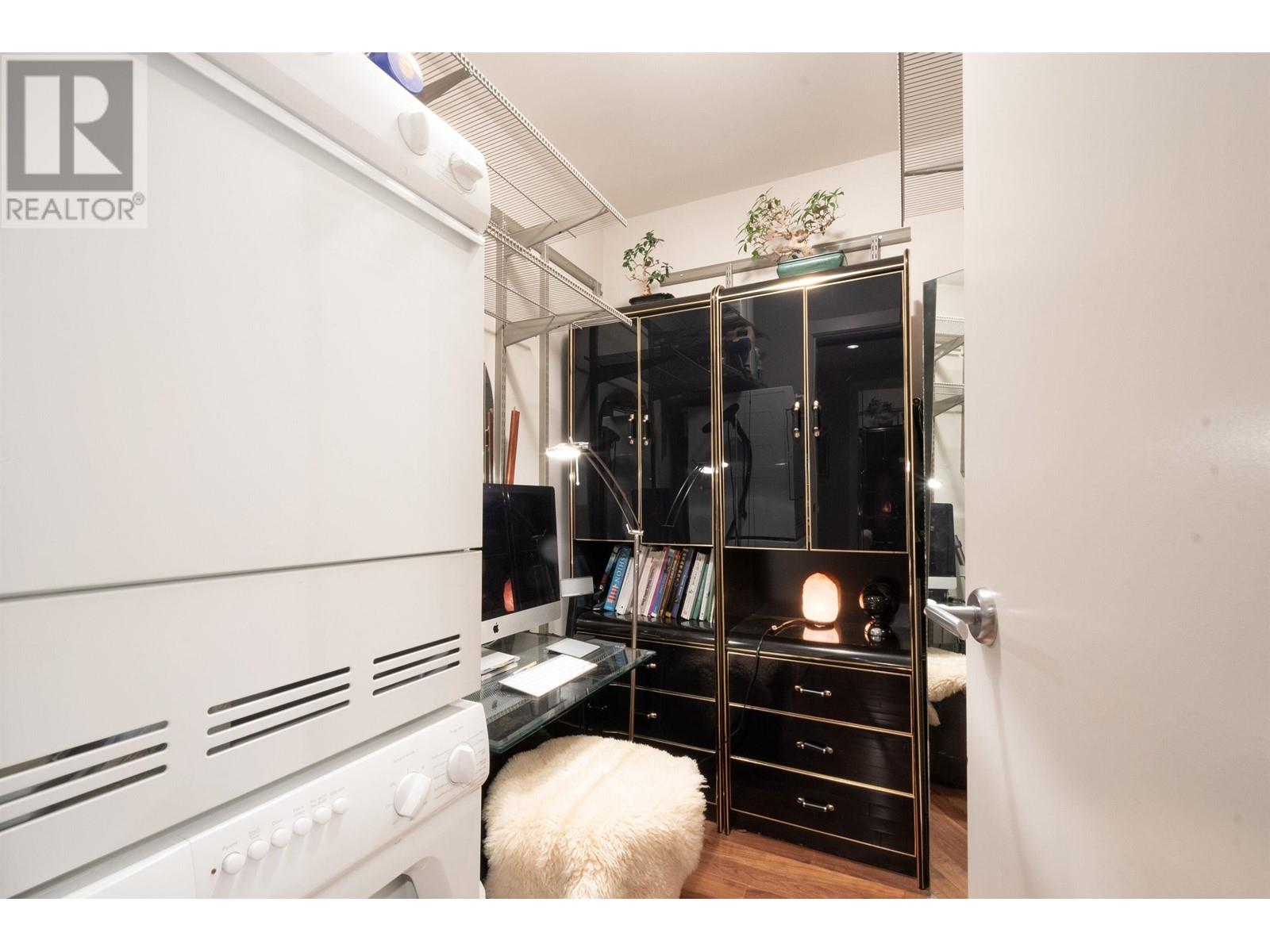 Ph3 1477 W 15th Avenue, Vancouver, British Columbia  V6H 1S4 - Photo 21 - R2977058