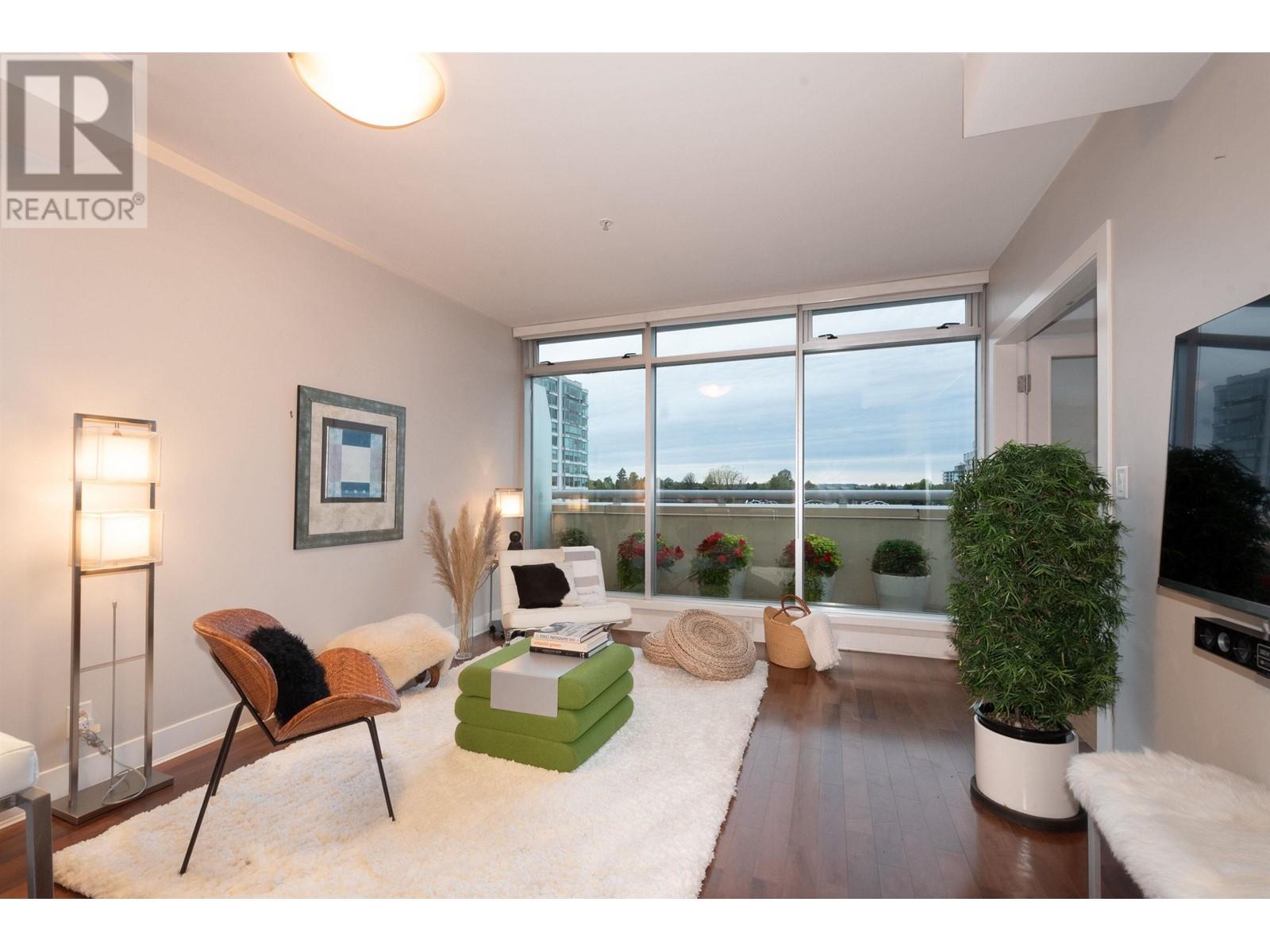 Ph3 1477 W 15th Avenue, Vancouver, British Columbia  V6H 1S4 - Photo 3 - R2977058