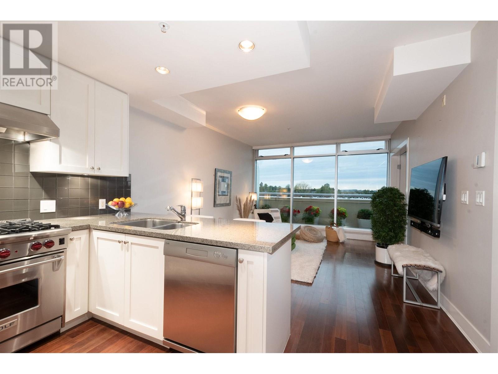Ph3 1477 W 15th Avenue, Vancouver, British Columbia  V6H 1S4 - Photo 5 - R2977058