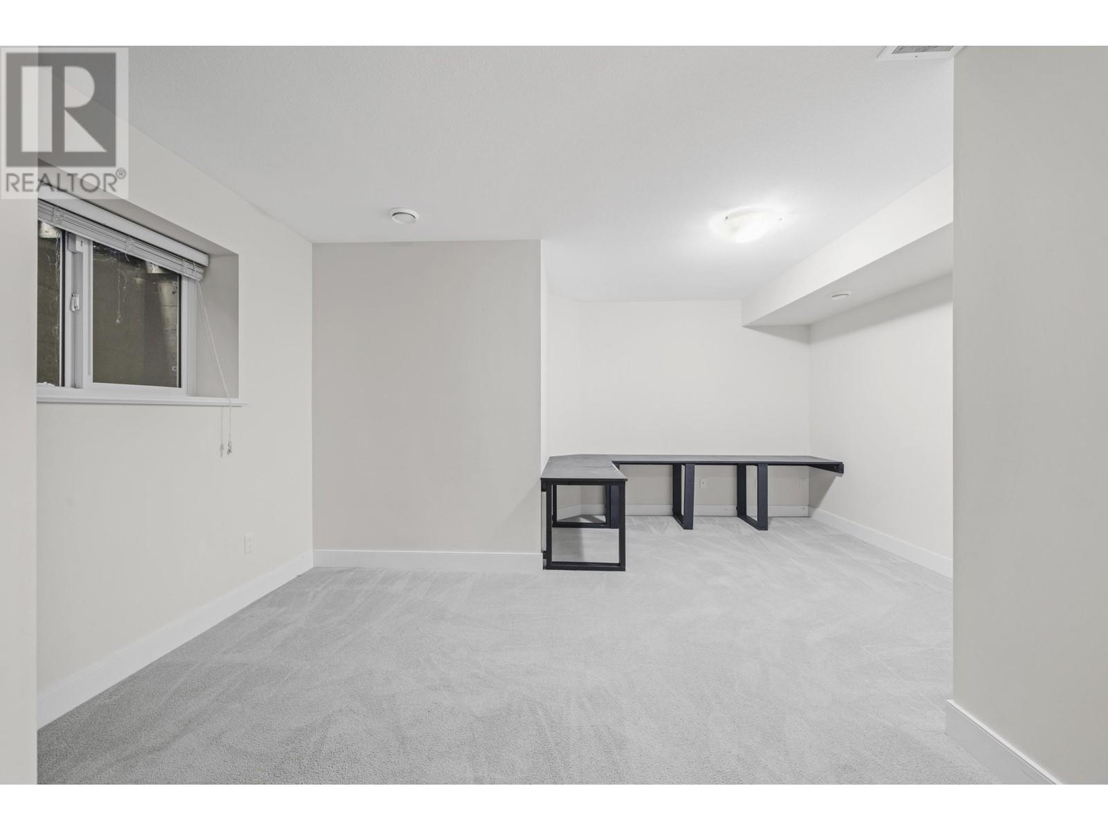 1410 Dayton Street, Coquitlam, British Columbia  V3E 0G3 - Photo 34 - R2977042