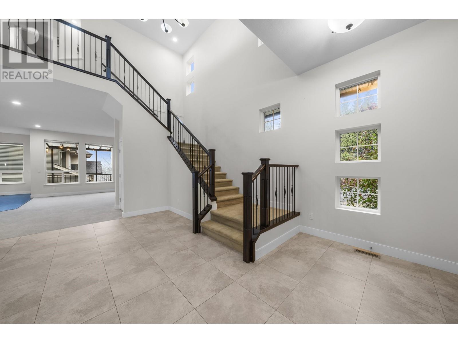 1410 Dayton Street, Coquitlam, British Columbia  V3E 0G3 - Photo 5 - R2977042