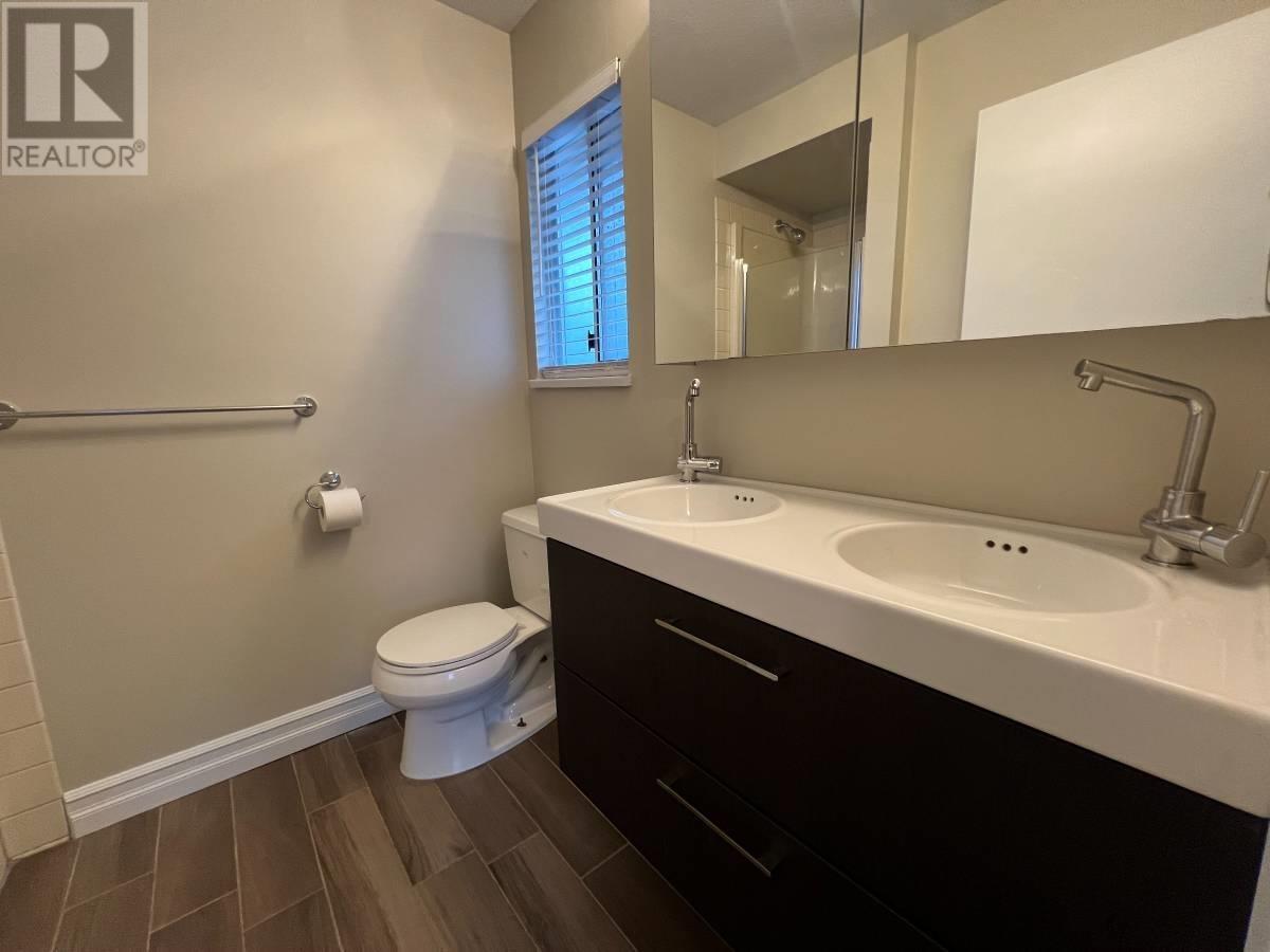 Upper Level 24471 Streng Avenue, Maple Ridge, British Columbia  V2X 0B2 - Photo 11 - R2977015
