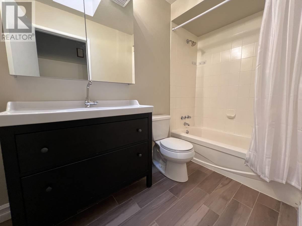 Upper Level 24471 Streng Avenue, Maple Ridge, British Columbia  V2X 0B2 - Photo 12 - R2977015