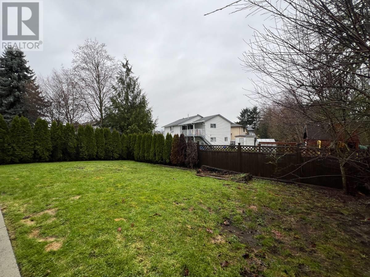 Upper Level 24471 Streng Avenue, Maple Ridge, British Columbia  V2X 0B2 - Photo 15 - R2977015