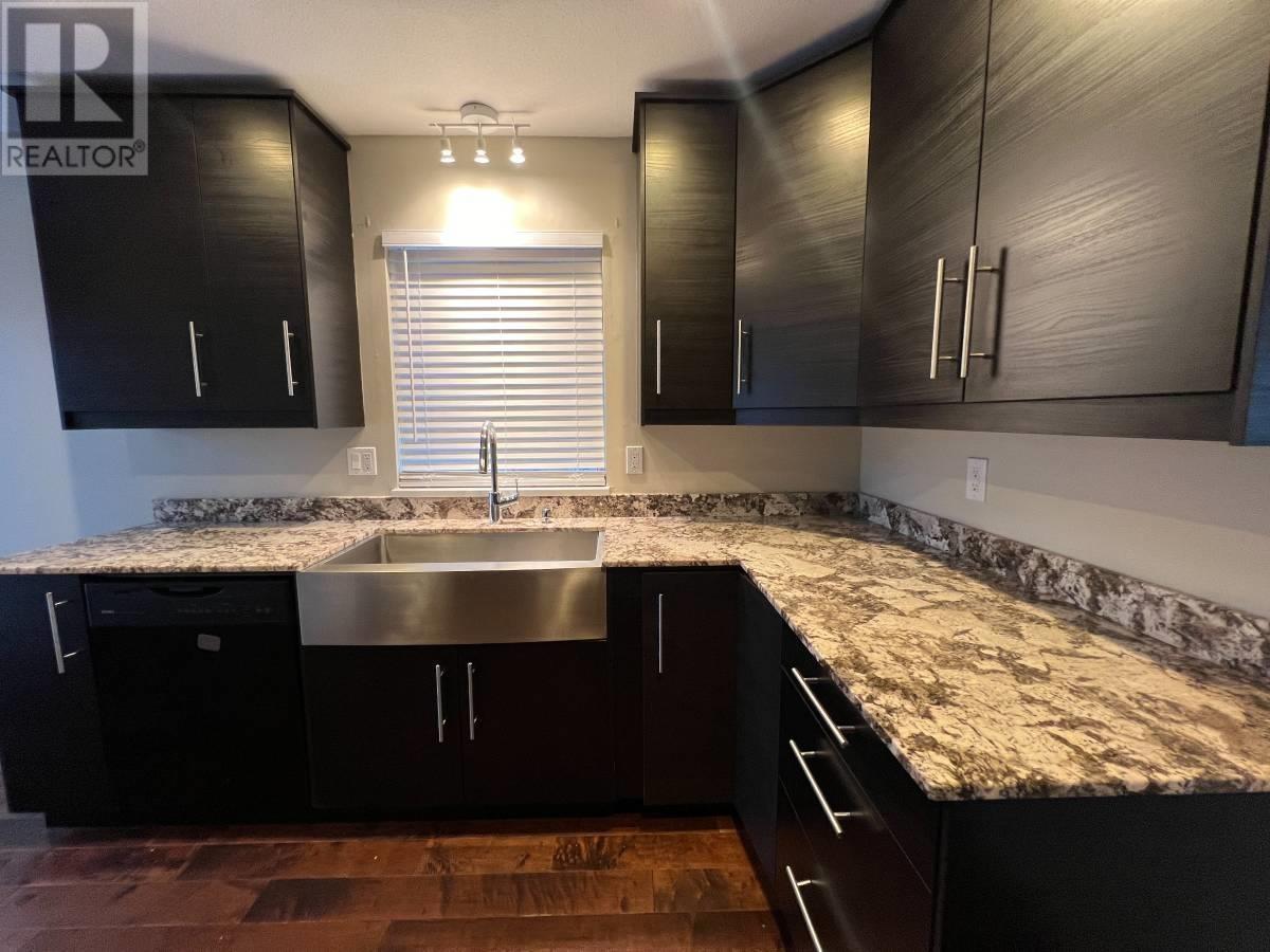 Upper Level 24471 Streng Avenue, Maple Ridge, British Columbia  V2X 0B2 - Photo 4 - R2977015