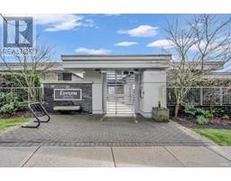 202 908 KEITH ROAD, West Vancouver, British Columbia