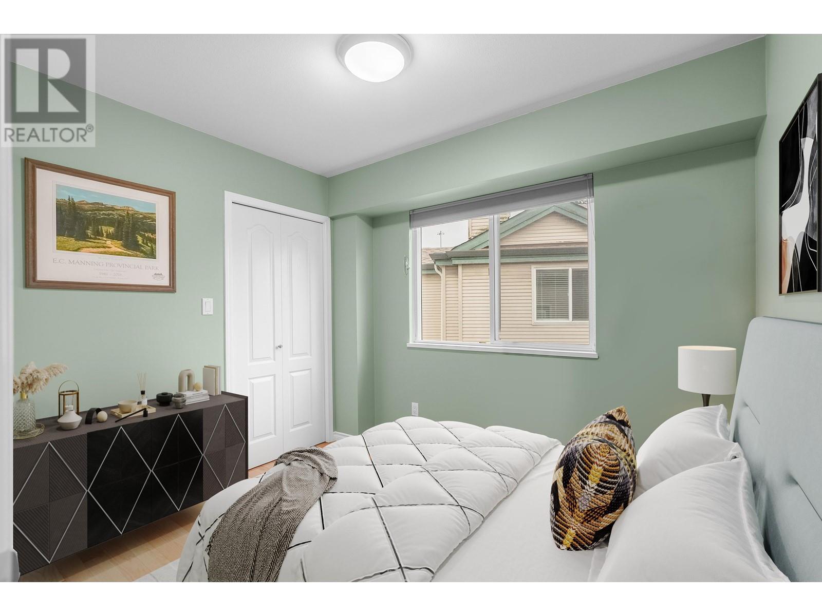 Listing Picture 15 of 26 : 14 22800 WINDSOR COURT, Richmond / 烈治文 - 魯藝地產 Yvonne Lu Group - MLS Medallion Club Member