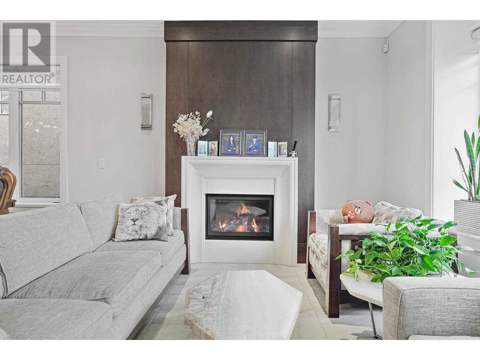 Property at 1895 W 60TH AVENUE image 4