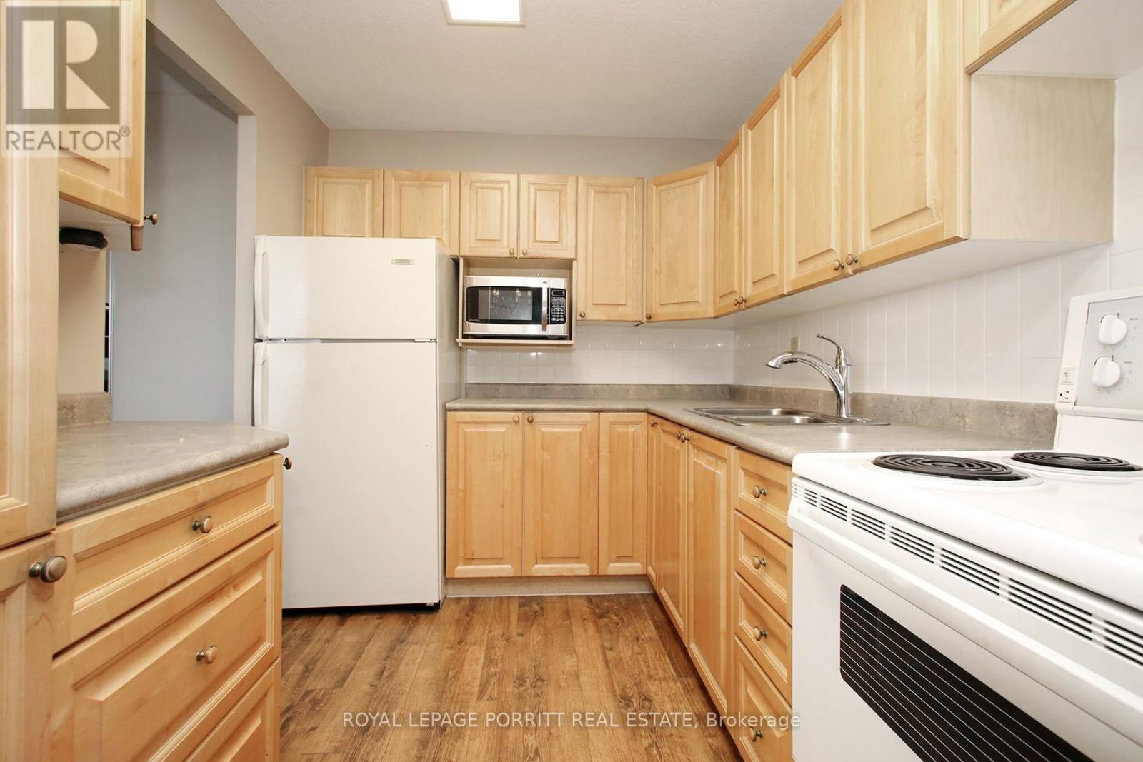 Property at 604 - 1100 CAVEN STREET image 4