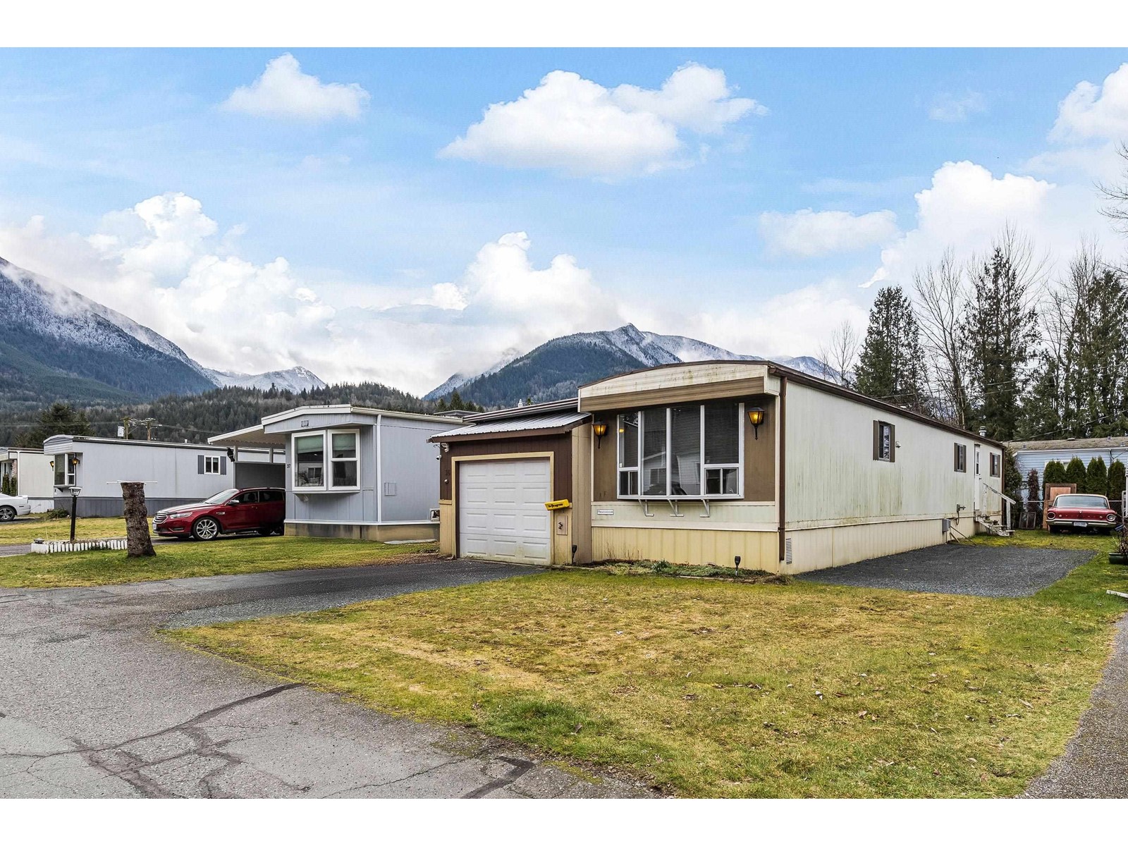 Property at 36 46484 CHILLIWACK LAKE ROAD image 1