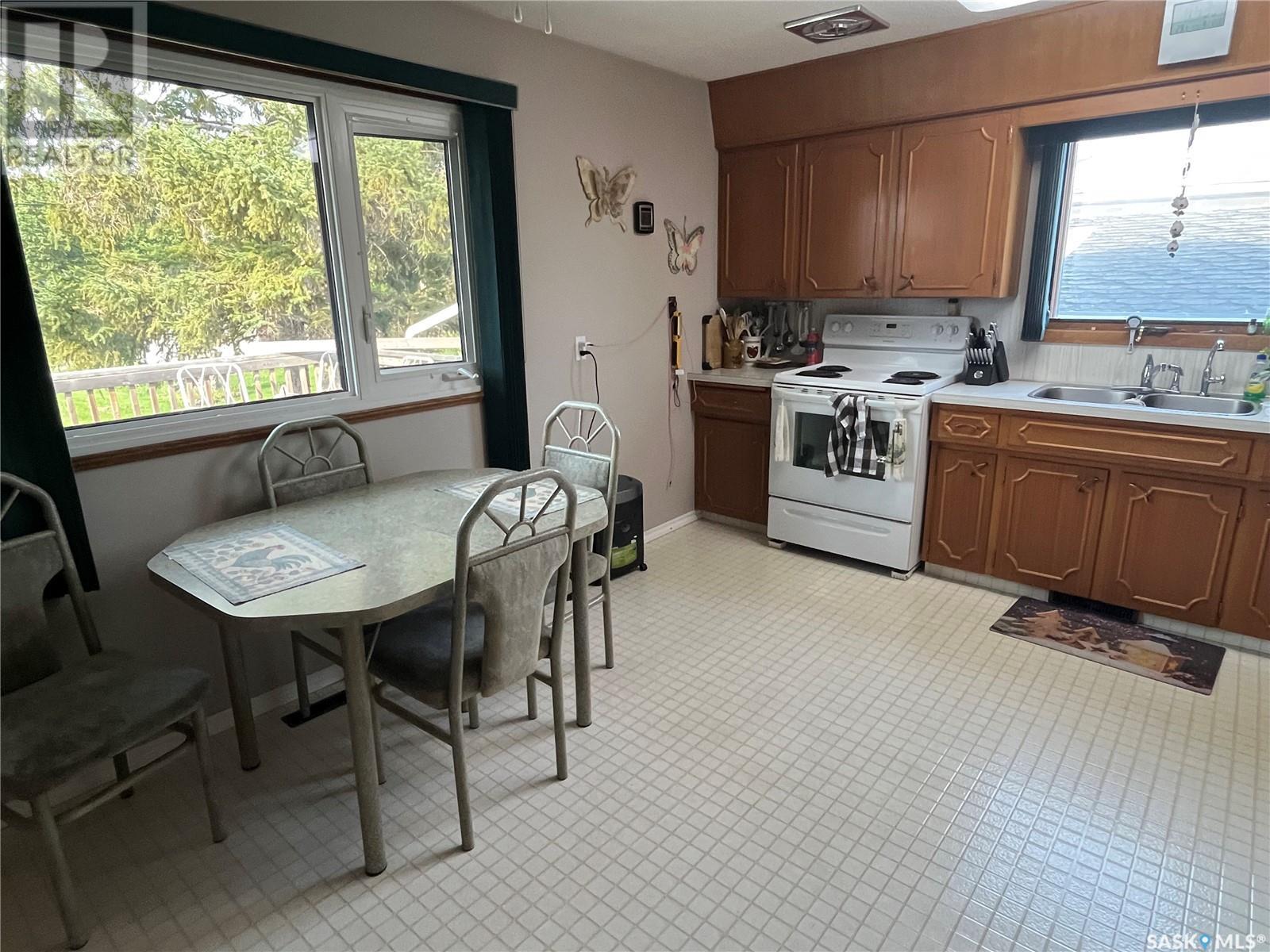 409 Saskatchewan Avenue E, Foam Lake, Saskatchewan  S0A 1A0 - Photo 8 - SK998722