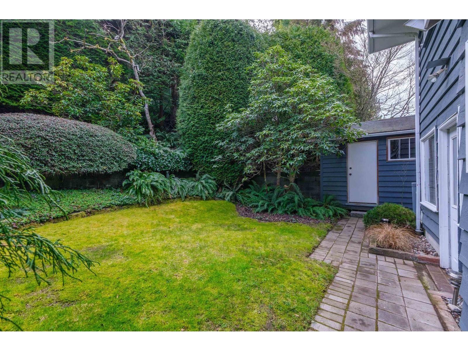 810 Burley Drive, West Vancouver, British Columbia  V7T 1Z6 - Photo 32 - R2976337