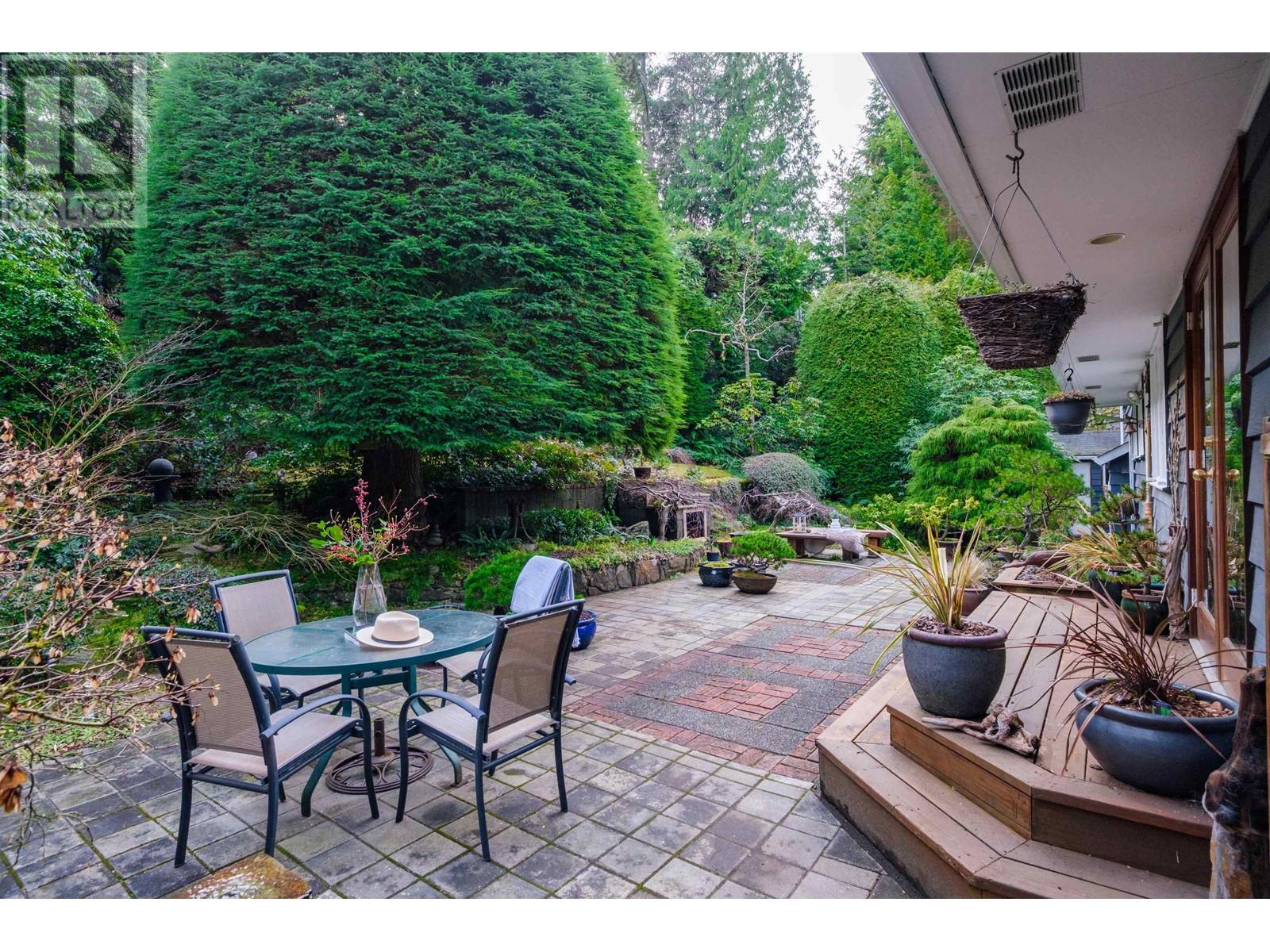 810 Burley Drive, West Vancouver, British Columbia  V7T 1Z6 - Photo 38 - R2976337
