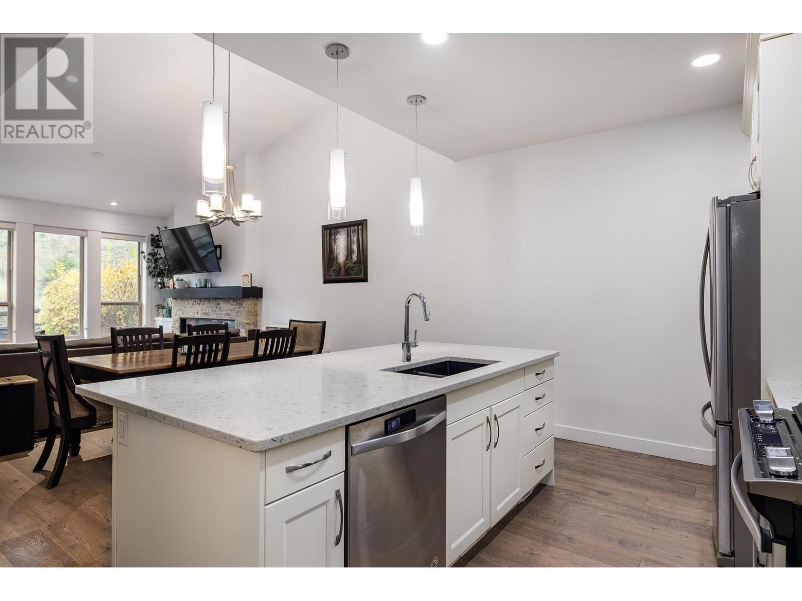 Property at 1870 Rosealee Lane Unit# 42 image 3