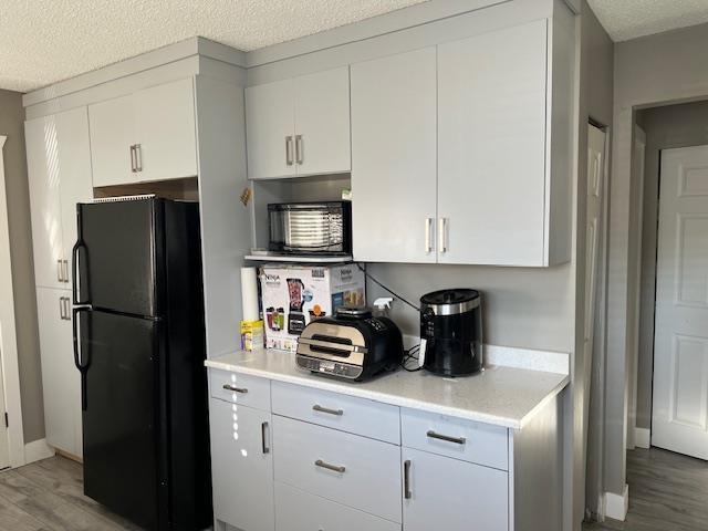 Property at 2652 SUNNYSIDE STREET image 3