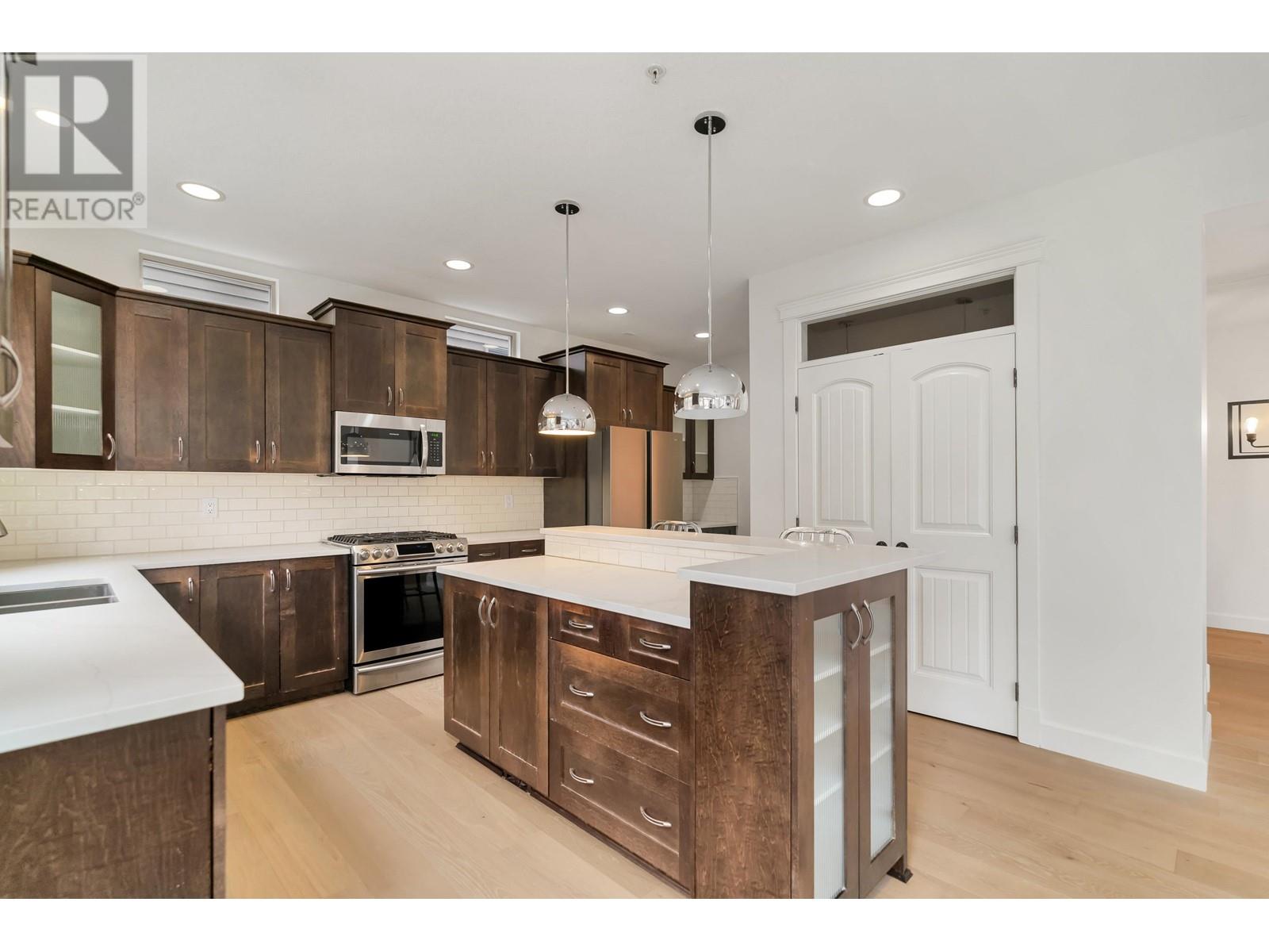 24615 Kimola Drive, Maple Ridge, British Columbia  V2W 0C1 - Photo 8 - R2976935