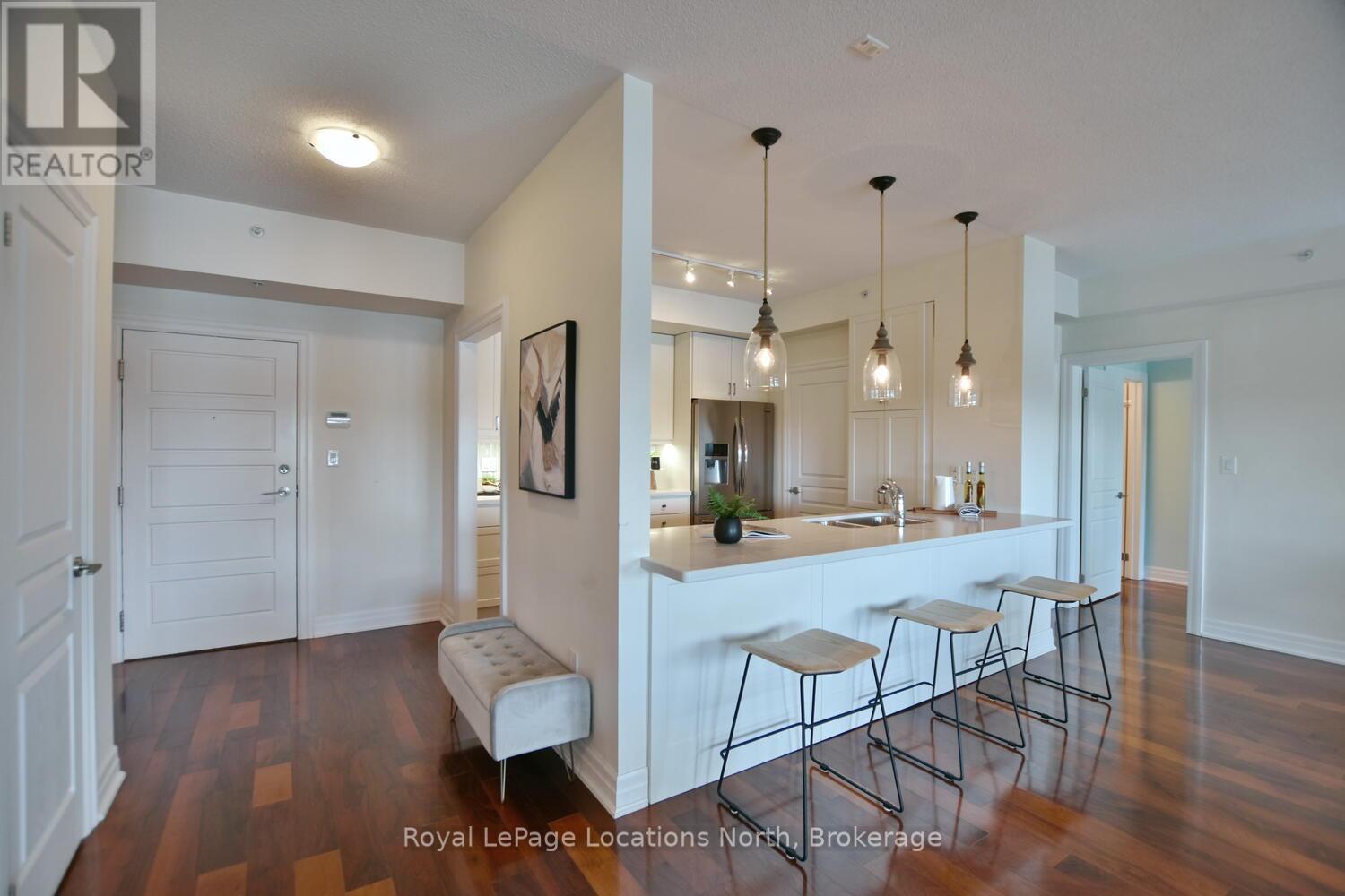 107 - 1 Shipyard Lane, Collingwood, Ontario  L9Y 0W2 - Photo 5 - S12015655