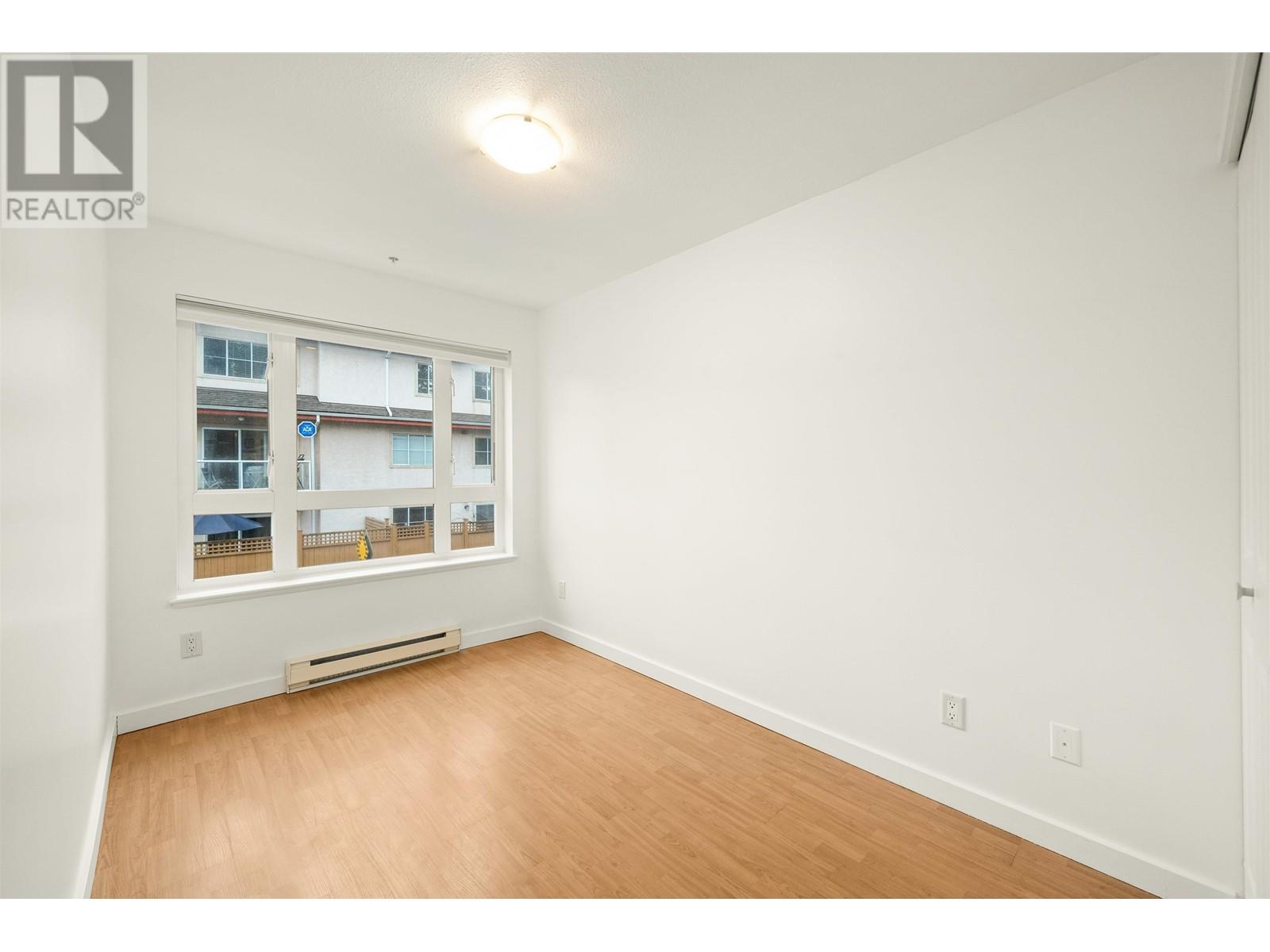 201 1629 Garden Avenue, North Vancouver, British Columbia  V7P 3A6 - Photo 9 - R2977052