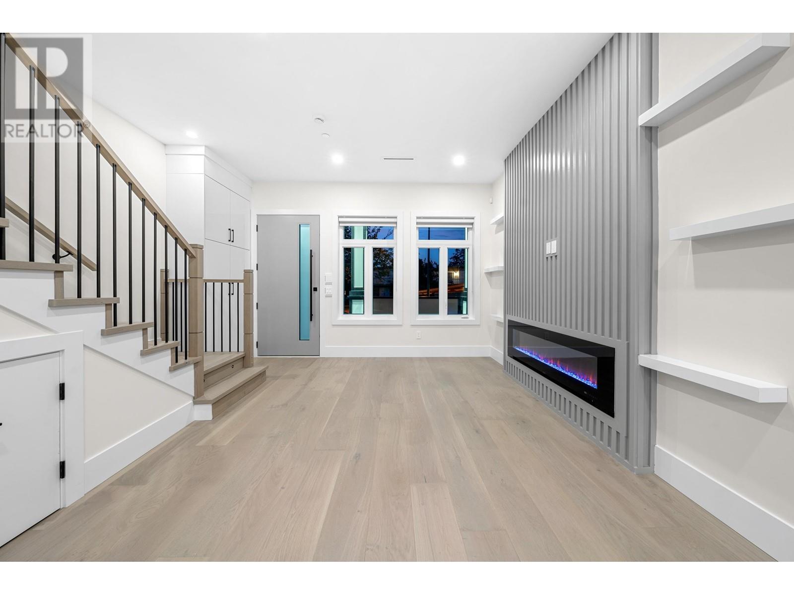 2888 E 54th Avenue, Vancouver, British Columbia  V5S 1Y3 - Photo 4 - R2977040
