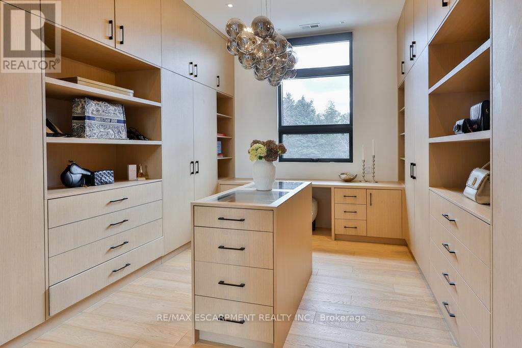 1495 Lochlin Trail, Mississauga (Mineola), Ontario  L5G 3V6 - Photo 17 - W12015587