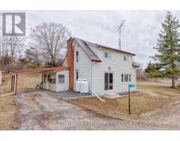 333 BURRIDGE ROAD, South Frontenac, Ontario