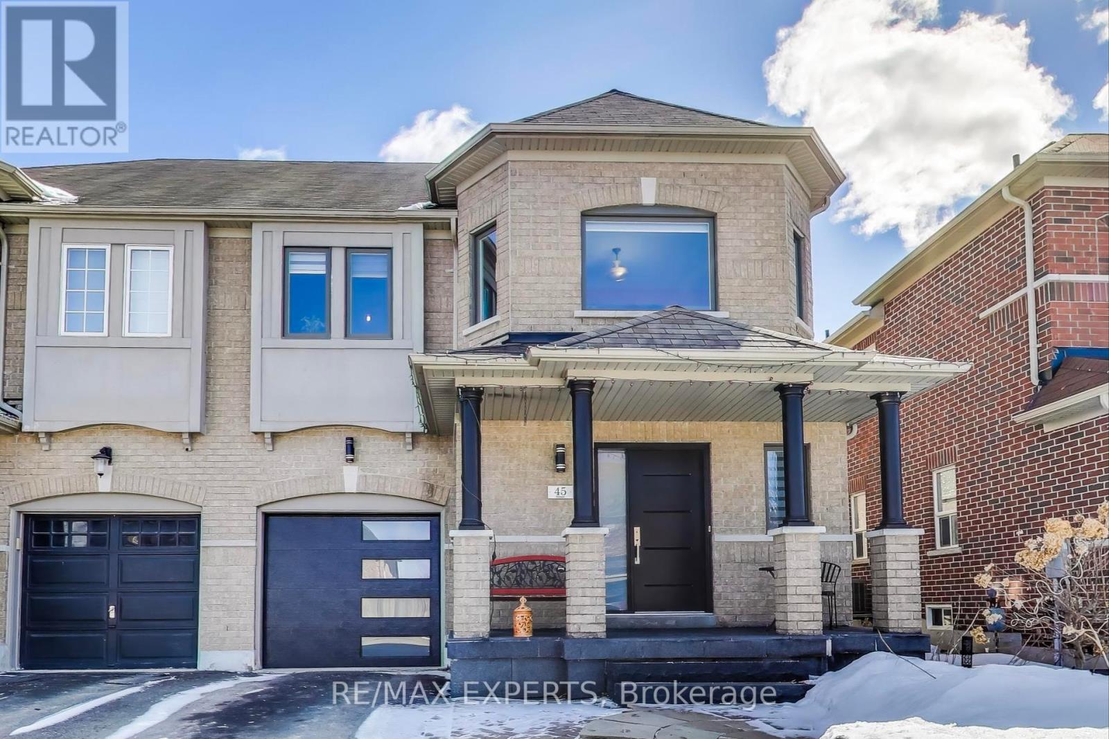 45 WALLWARK STREET, Aurora, Ontario