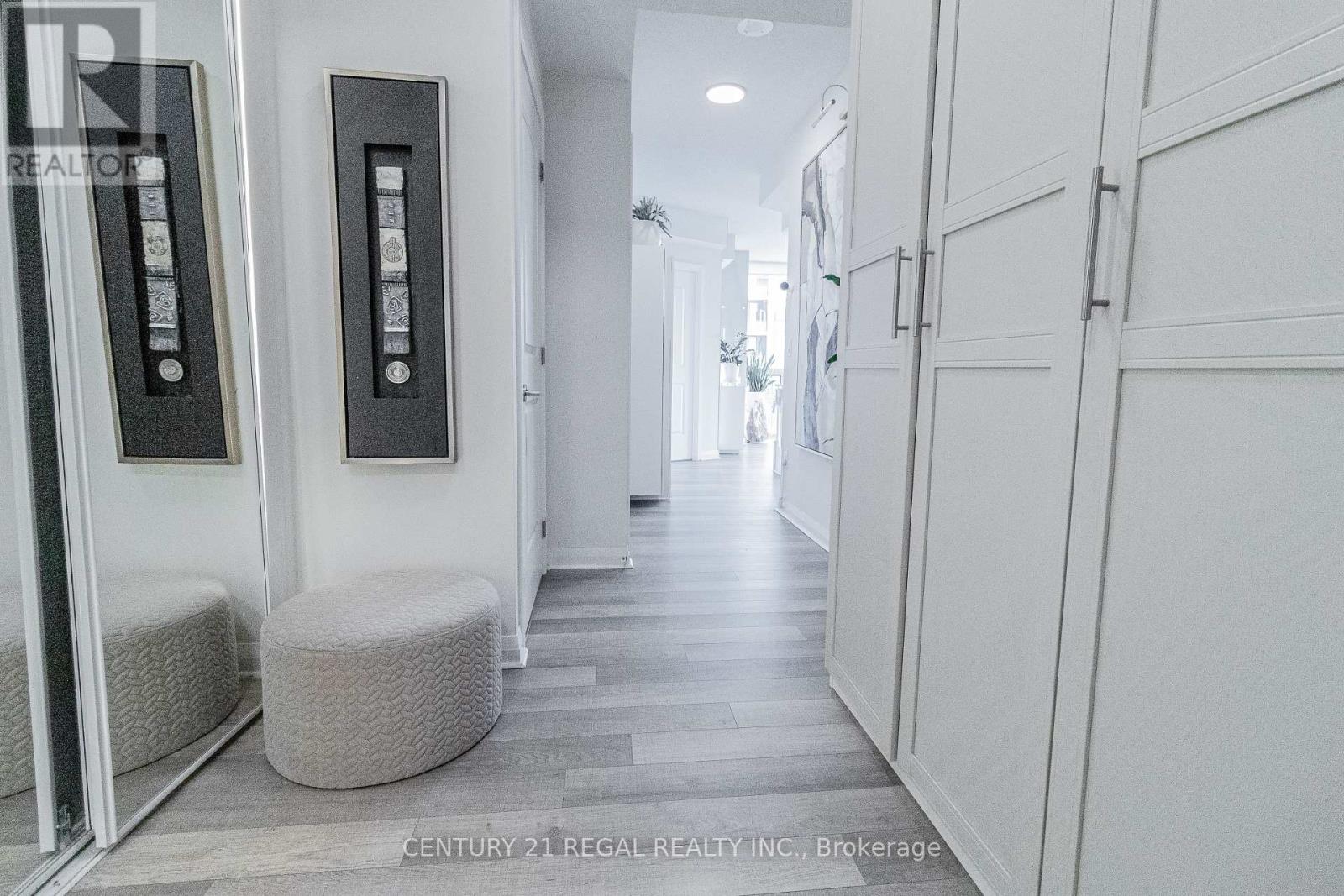 2307 - 5025 Four Springs Avenue, Mississauga, Ontario  L5R 0G5 - Photo 3 - W12015633