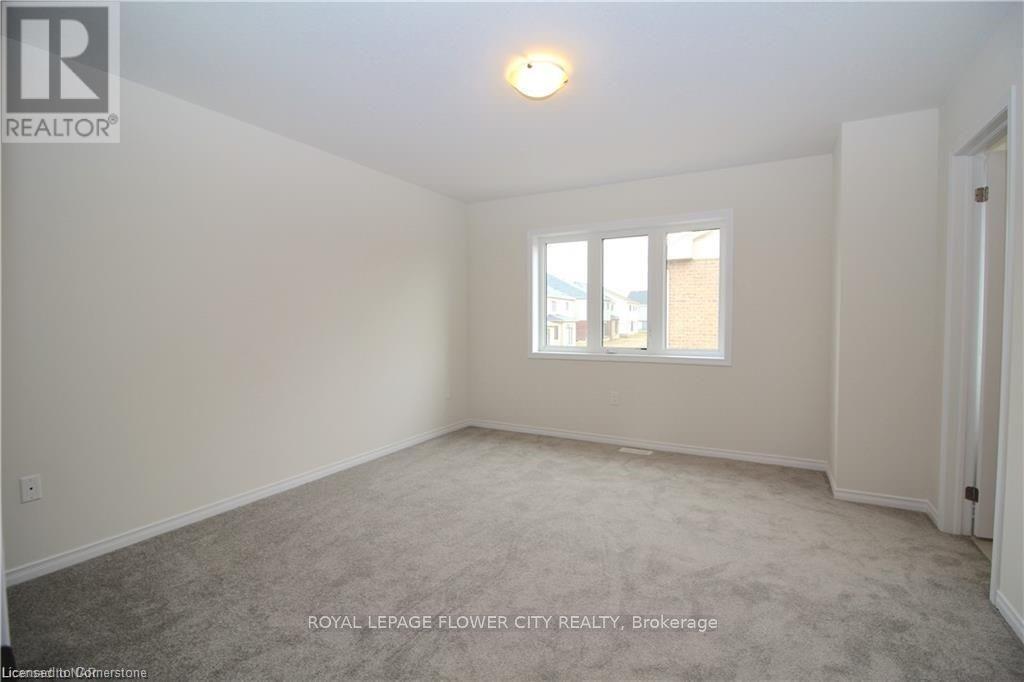 Property at 151 THOMPSON Road image 5