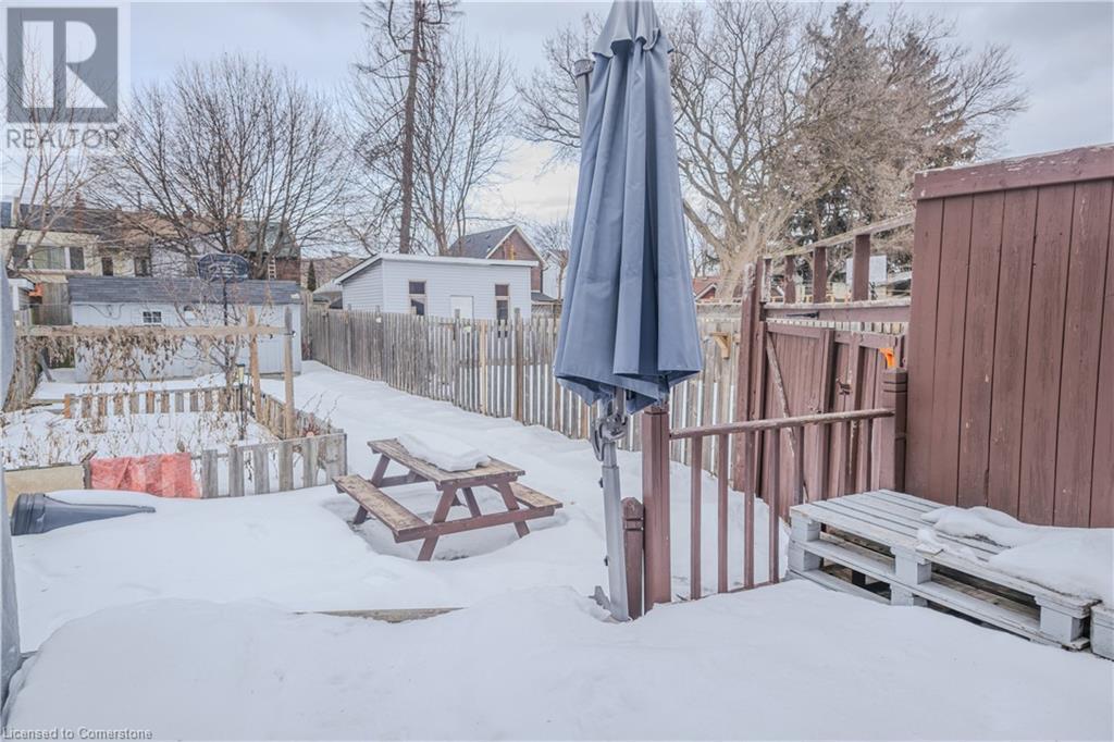 24 Goldwin Avenue, York, Ontario  M6M 2C4 - Photo 8 - 40705567