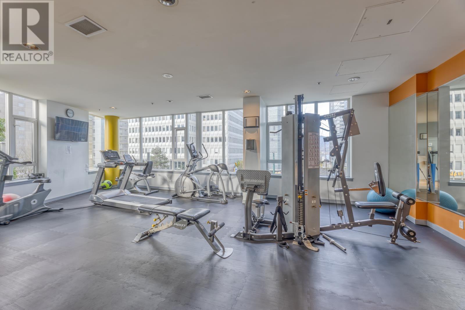 Listing Picture 17 of 22 : 603 1188 W PENDER STREET, Vancouver / 溫哥華 - 魯藝地產 Yvonne Lu Group - MLS Medallion Club Member