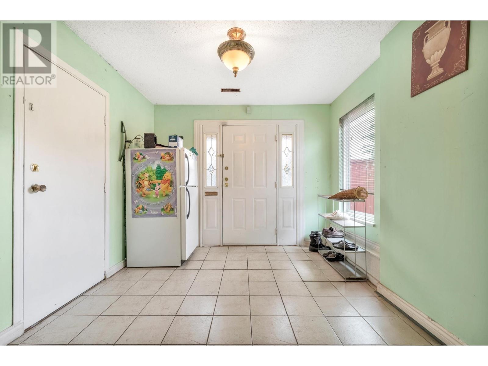 Property at 1772 MANCHESTER COURT image 2