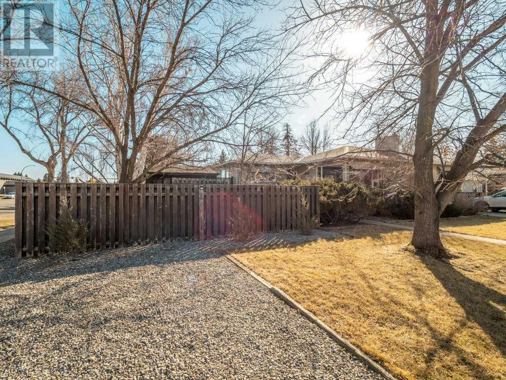 Property at 2002 6 Avenue S image 3