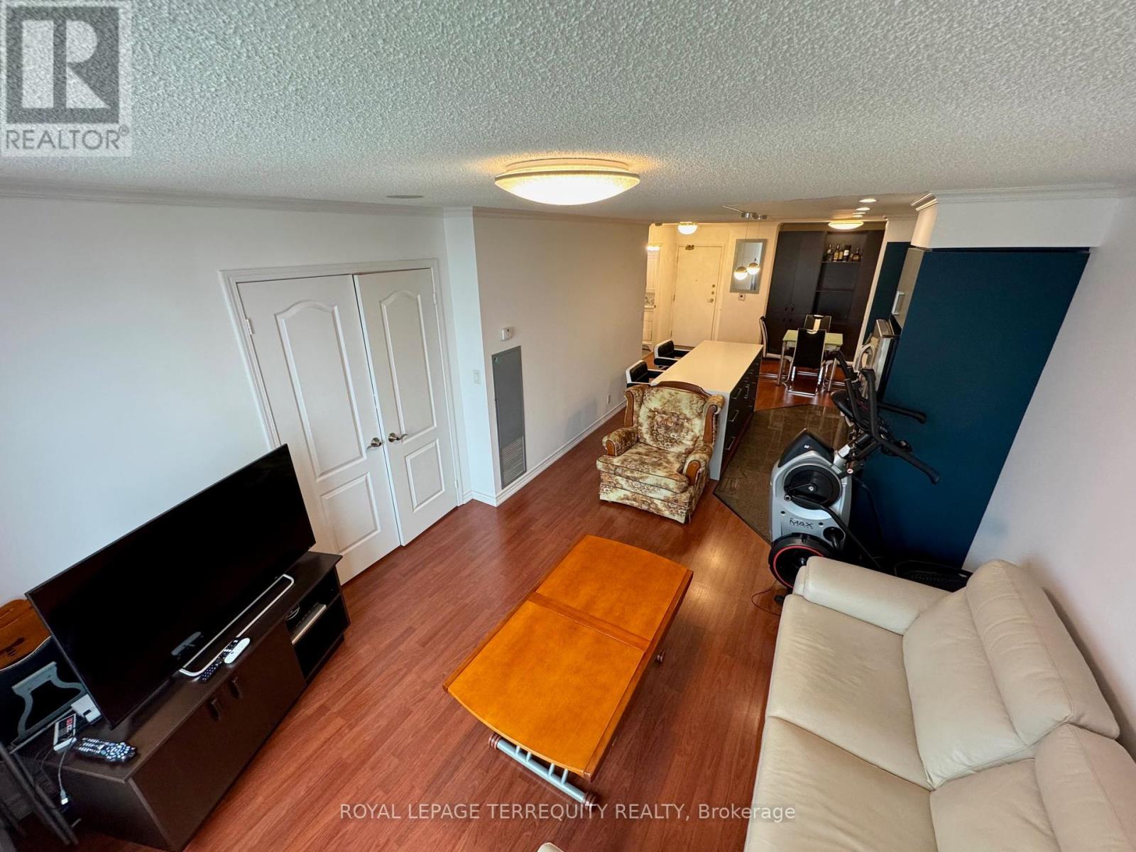 Property at 1006 - 745 NEW WESTMINSTER DRIVE image 5